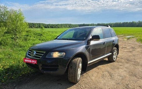Volkswagen Touareg III, 2005 год, 1 200 000 рублей, 2 фотография
