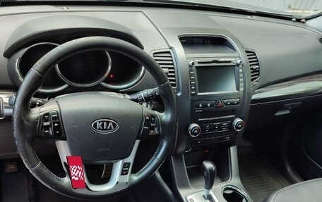 KIA Sorento II рестайлинг, 2011 год, 1 350 000 рублей, 29 фотография