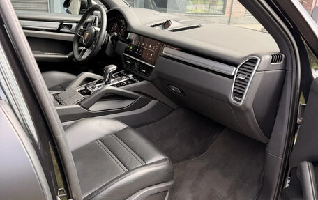 Porsche Cayenne III, 2022 год, 10 000 000 рублей, 13 фотография