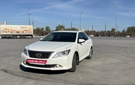 Toyota Camry, 2014 год, 1 800 000 рублей, 4 фотография