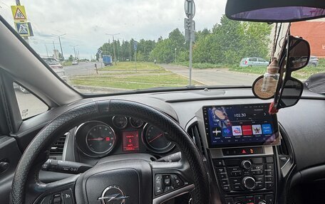 Opel Astra J, 2012 год, 900 000 рублей, 3 фотография
