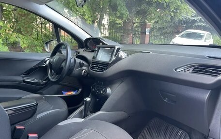 Peugeot 208 II, 2013 год, 900 000 рублей, 4 фотография
