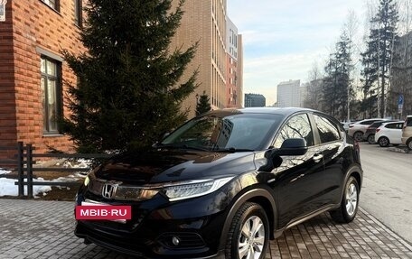 Honda Vezel, 2019 год, 1 800 000 рублей, 2 фотография