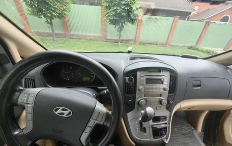 Hyundai Grand Starex Grand Starex I рестайлинг 2, 2015 год, 2 000 000 рублей, 6 фотография