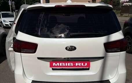 KIA Carnival III, 2016 год, 1 400 000 рублей, 9 фотография