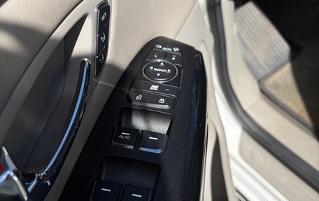 KIA Carnival III, 2016 год, 1 400 000 рублей, 20 фотография