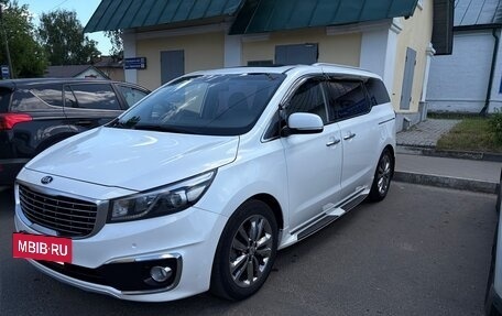 KIA Carnival III, 2016 год, 1 400 000 рублей, 3 фотография
