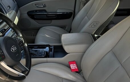 KIA Carnival III, 2016 год, 1 400 000 рублей, 12 фотография