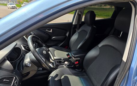 Hyundai ix35 I рестайлинг, 2012 год, 1 300 000 рублей, 9 фотография