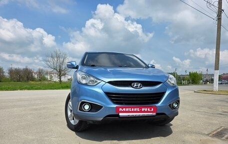 Hyundai ix35 I рестайлинг, 2012 год, 1 300 000 рублей, 2 фотография