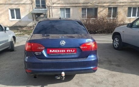 Volkswagen Jetta VI, 2014 год, 850 000 рублей, 3 фотография
