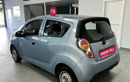 Chevrolet Spark III, 2011 год, 489 000 рублей, 3 фотография