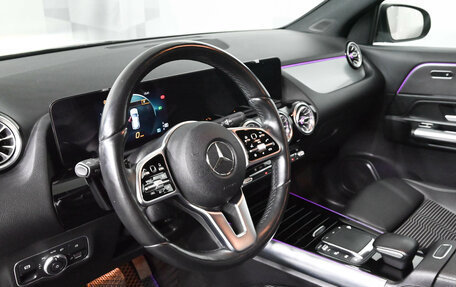 Mercedes-Benz GLA, 2020 год, 3 900 000 рублей, 17 фотография