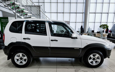Chevrolet Niva I рестайлинг, 2019 год, 795 000 рублей, 5 фотография