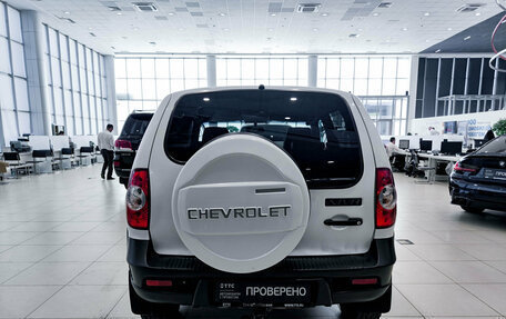 Chevrolet Niva I рестайлинг, 2019 год, 795 000 рублей, 7 фотография
