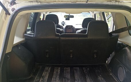 Jeep Liberty (Patriot), 2010 год, 770 000 рублей, 17 фотография