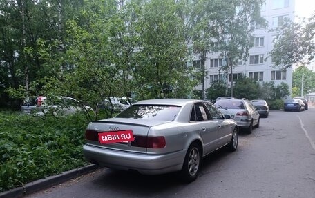 Audi A8, 2000 год, 900 000 рублей, 9 фотография