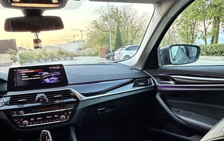BMW 5 серия, 2017 год, 3 620 000 рублей, 12 фотография