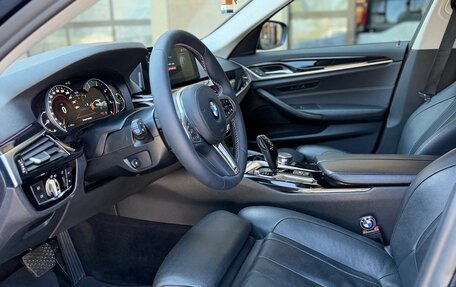BMW 5 серия, 2017 год, 3 620 000 рублей, 11 фотография