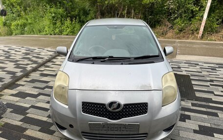 Toyota Vitz, 2005 год, 280 000 рублей, 1 фотография