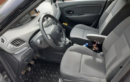 Renault Scenic III, 2011 год, 620 000 рублей, 11 фотография