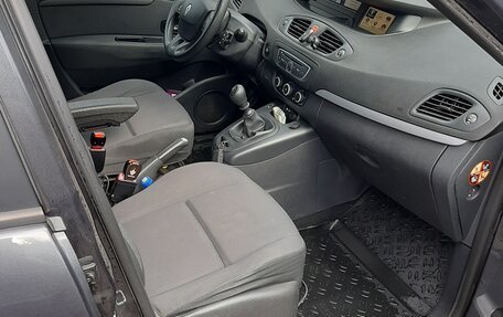 Renault Scenic III, 2011 год, 620 000 рублей, 12 фотография