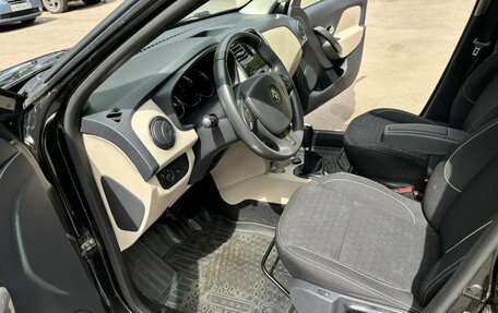 Renault Logan II, 2016 год, 900 000 рублей, 12 фотография