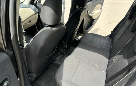 Renault Logan II, 2016 год, 900 000 рублей, 14 фотография