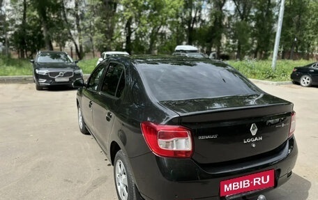 Renault Logan II, 2016 год, 900 000 рублей, 5 фотография