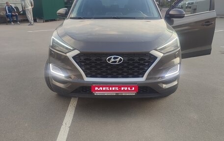 Hyundai Tucson III, 2018 год, 2 290 000 рублей, 2 фотография