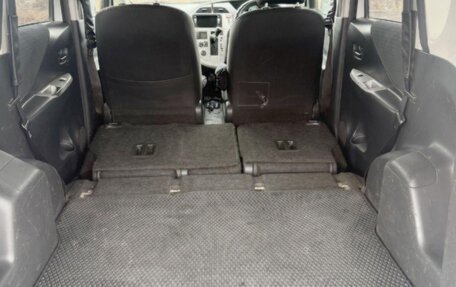 Toyota Ractis I, 2010 год, 495 000 рублей, 3 фотография