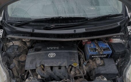 Toyota Ractis I, 2010 год, 495 000 рублей, 5 фотография