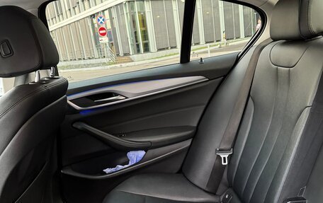BMW 5 серия, 2018 год, 1 900 000 рублей, 13 фотография