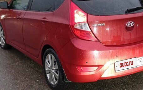 Hyundai Solaris II рестайлинг, 2012 год, 700 000 рублей, 2 фотография