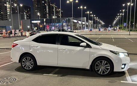 Toyota Corolla, 2013 год, 1 325 000 рублей, 8 фотография