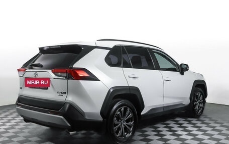 Toyota RAV4, 2023 год, 3 890 000 рублей, 5 фотография