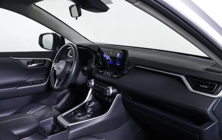 Toyota RAV4, 2023 год, 3 890 000 рублей, 11 фотография