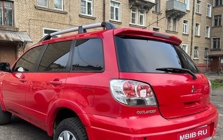 Mitsubishi Outlander III рестайлинг 3, 2007 год, 650 000 рублей, 5 фотография