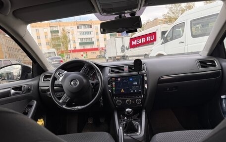 Volkswagen Jetta VI, 2012 год, 1 010 000 рублей, 6 фотография