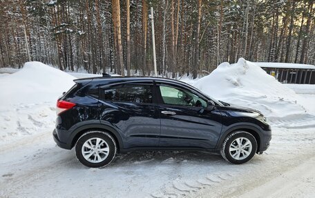 Honda Vezel, 2019 год, 1 850 000 рублей, 14 фотография