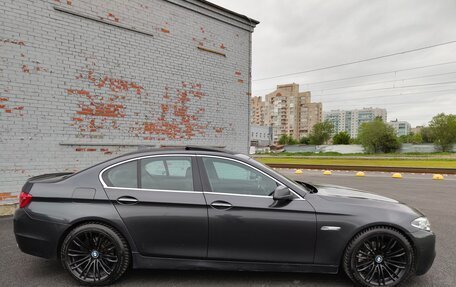 BMW 5 серия, 2011 год, 1 690 000 рублей, 4 фотография