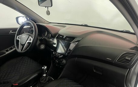 Hyundai Solaris II рестайлинг, 2011 год, 715 000 рублей, 8 фотография