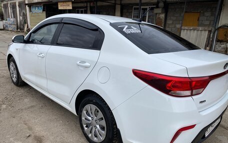 KIA Rio IV, 2018 год, 1 200 000 рублей, 2 фотография
