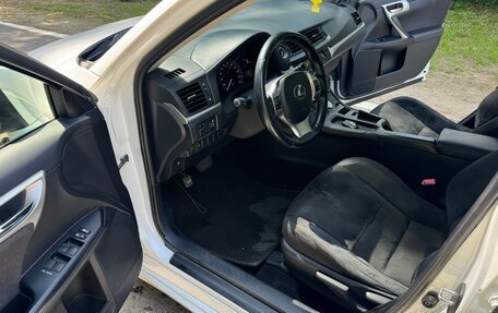 Lexus CT I рестайлинг, 2012 год, 1 150 000 рублей, 9 фотография
