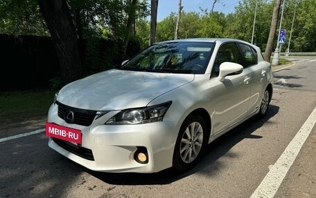 Lexus CT I рестайлинг, 2012 год, 1 150 000 рублей, 3 фотография