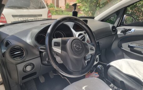 Opel Corsa D, 2009 год, 3 фотография