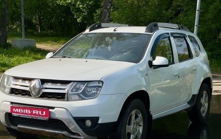 Renault Duster I рестайлинг, 2016 год, 990 000 рублей, 1 фотография