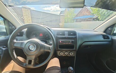 Volkswagen Polo VI (EU Market), 2012 год, 660 000 рублей, 10 фотография