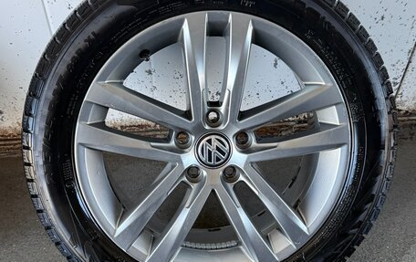 Volkswagen Passat B8 рестайлинг, 2017 год, 2 370 000 рублей, 17 фотография