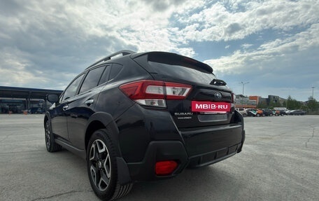 Subaru XV II, 2018 год, 2 950 000 рублей, 9 фотография